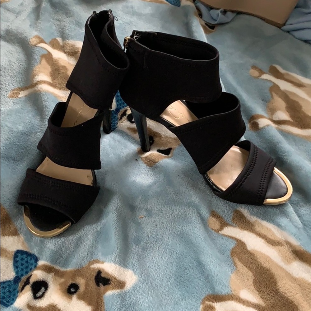 Black Jessica Simpson heels